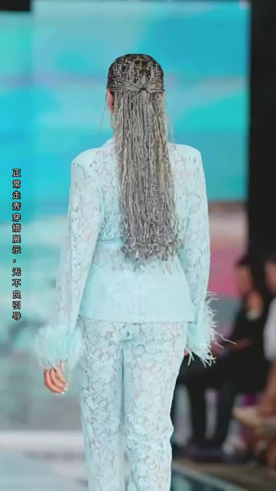 蜜柚污染版v1.3.0红色应用界面展示